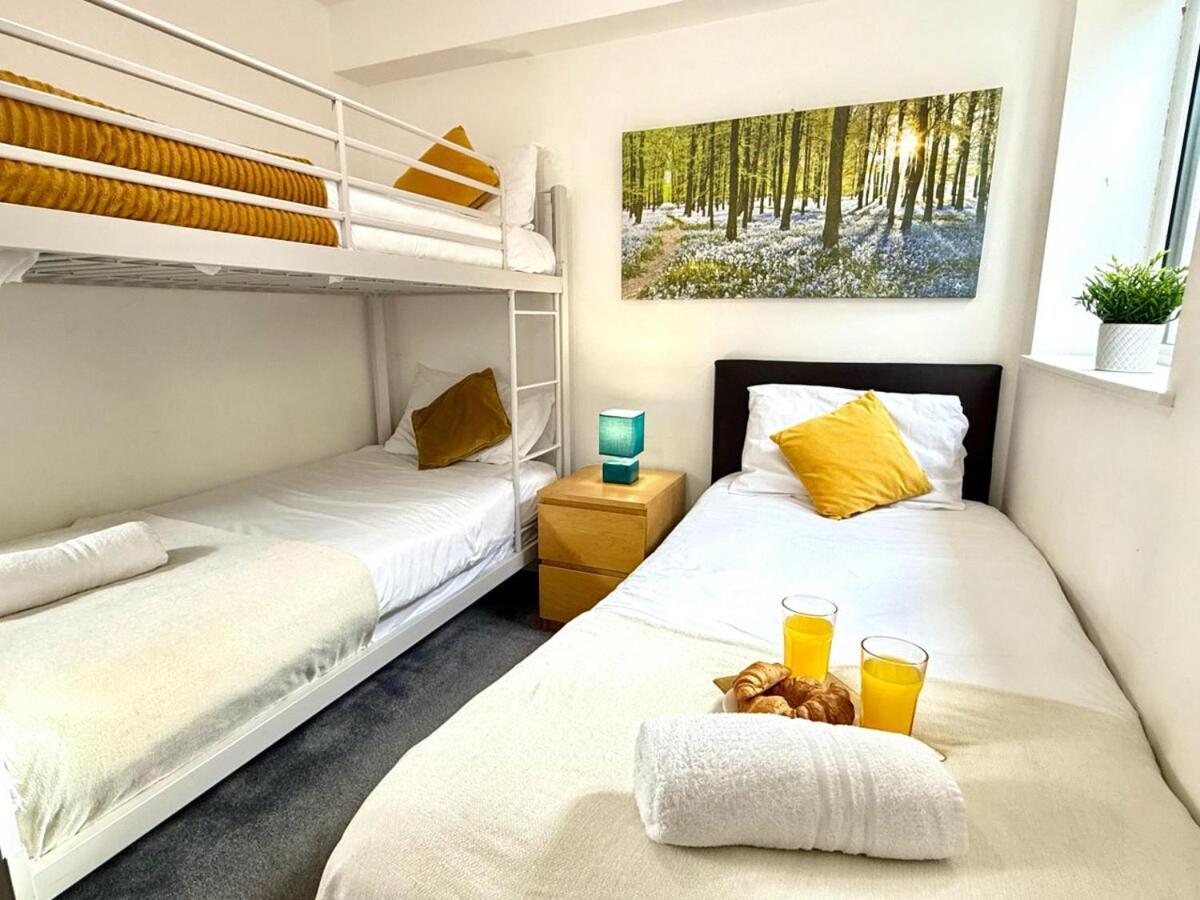 Walnut Luxurious 2-Bedroom With Ensuite - Parking, Netflix, Wifi - Close To Oxford, Bicester & Blenheim Palace 키들링턴 외부 사진