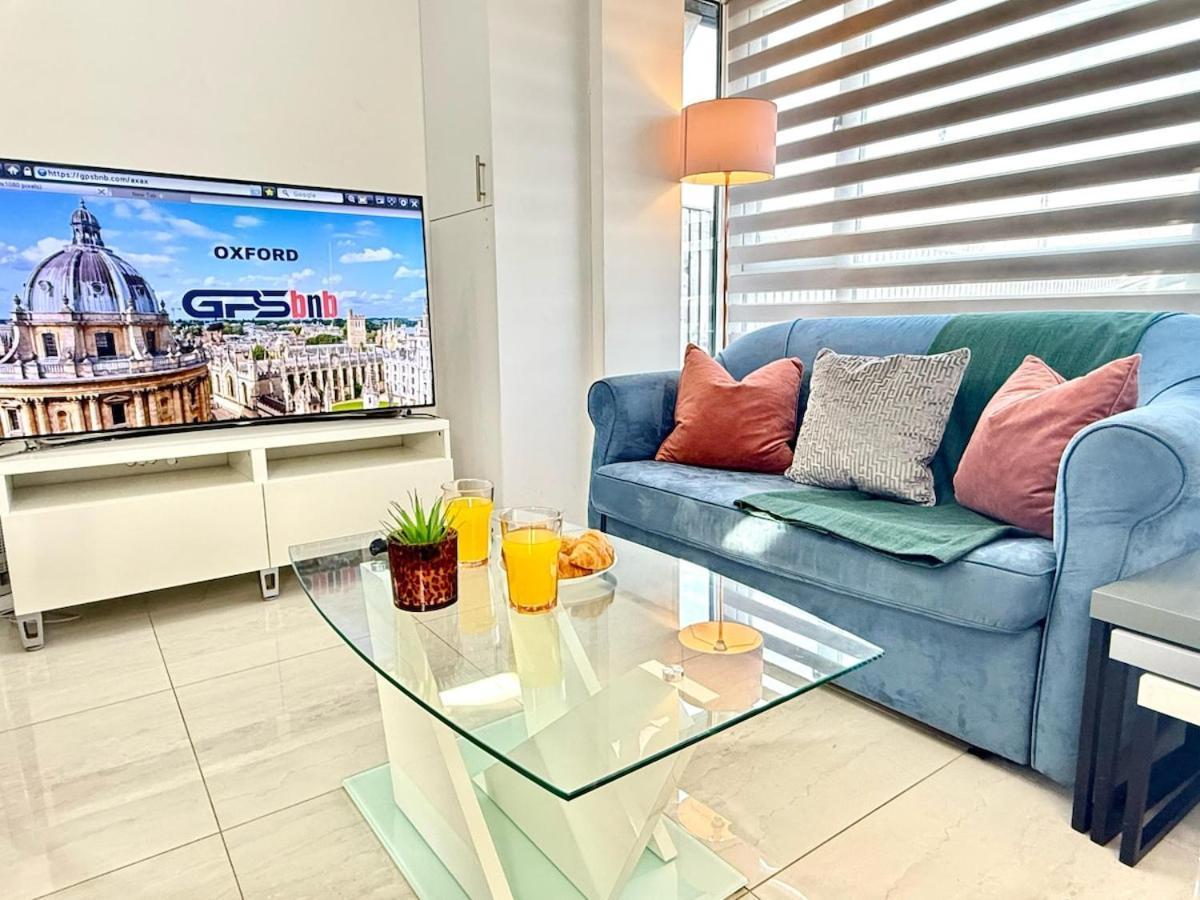 Walnut Luxurious 2-Bedroom With Ensuite - Parking, Netflix, Wifi - Close To Oxford, Bicester & Blenheim Palace 키들링턴 외부 사진